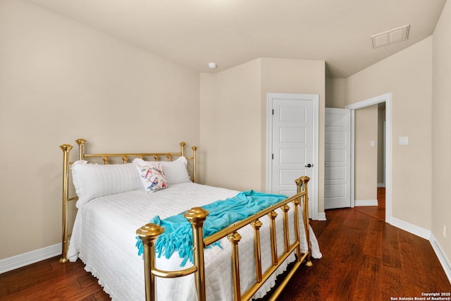 300 Knoll Spgs, Boerne, TX 78006 - bedroom featuring visible vents, baseboards, and wood finished floors