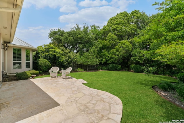 300 Knoll Spgs, Boerne, TX 78006 - view of patio / terrace featuring fence