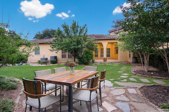 view of patio with outdoor dining space