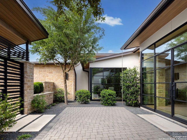 4701 Peralta Ln, Austin, TX 78735 - view of patio