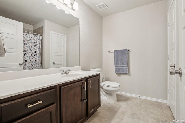 9223 Yaya, Converse, TX 78109 - full bath featuring vanity, visible vents, toilet, baseboards, and a shower with curtain