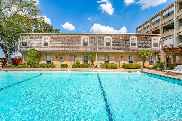 7731 Broadway Unit I-42, San Antonio, TX 78209 - view of pool
