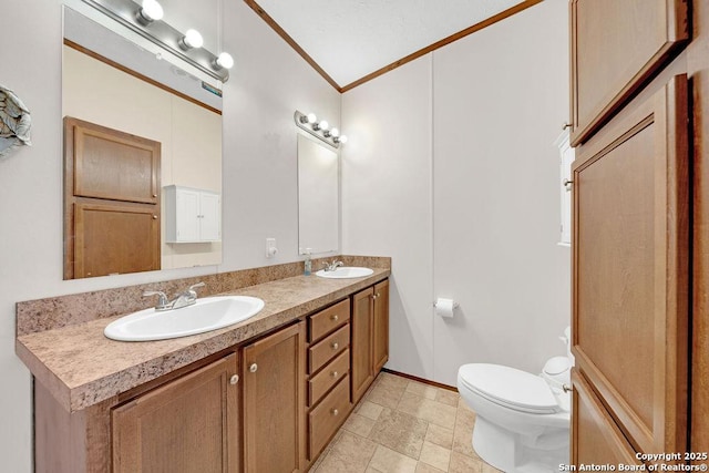 769 Kristen Ln, Harper, TX 78631 - full bathroom featuring a sink, ornamental molding, toilet, and double vanity