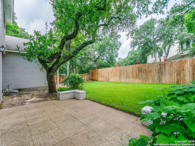 13907 Bluffmont, San Antonio, TX 78216 - view of yard featuring a fenced backyard and a patio area