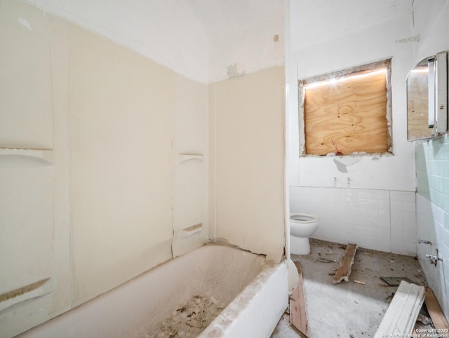 full bathroom with toilet