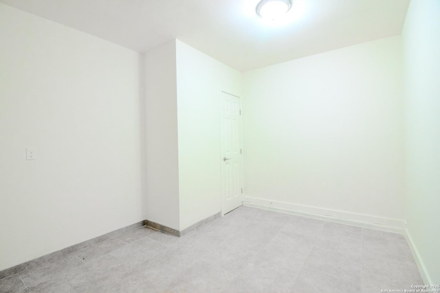 4742 Misty Run, San Antonio, TX 78217 - unfurnished room with baseboards