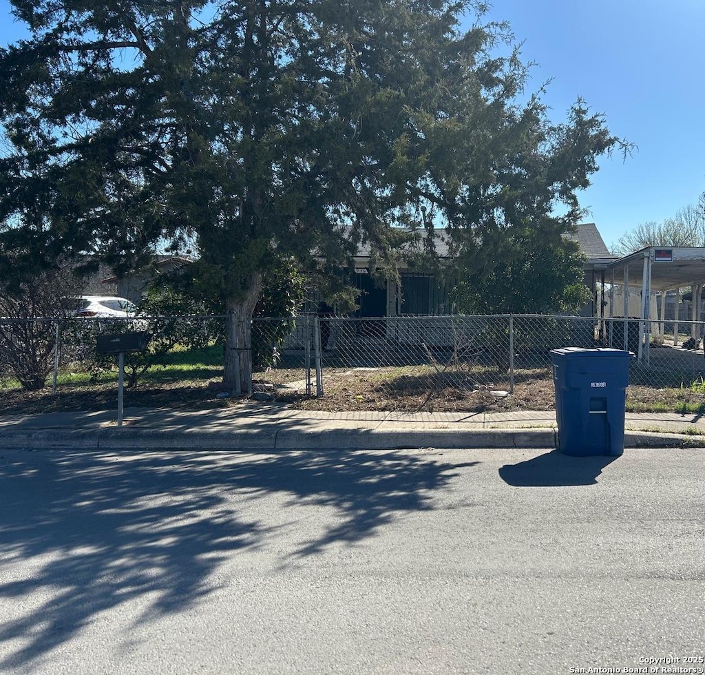 916 SW 39th, San Antonio, TX 78237 - view of road with sidewalks and curbs