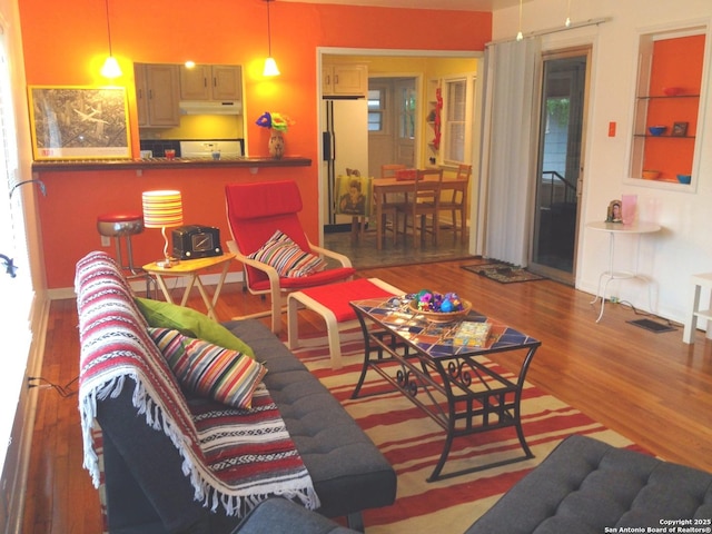 416 Alexander Hamilton, San Antonio, TX 78228 - living area with wood finished floors