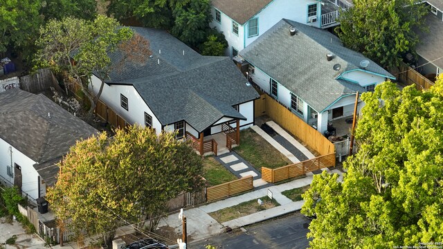 1851 Dawson St, San Antonio, TX 78202 - aerial view of property and surrounding area