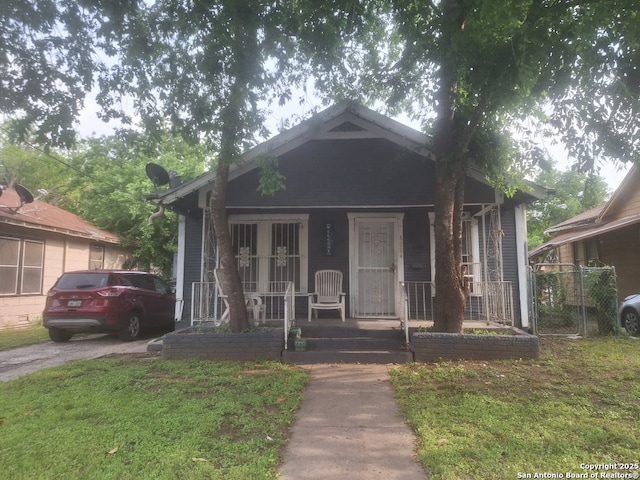 608 Harlan, San Antonio, TX 78214 - view of front facade with a porch