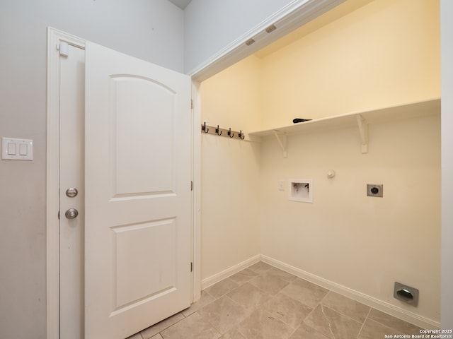 120 Lakeview Ct, Spring Branch, TX 78070 - laundry area featuring electric dryer hookup, laundry area, hookup for a washing machine, hookup for a gas dryer, and baseboards