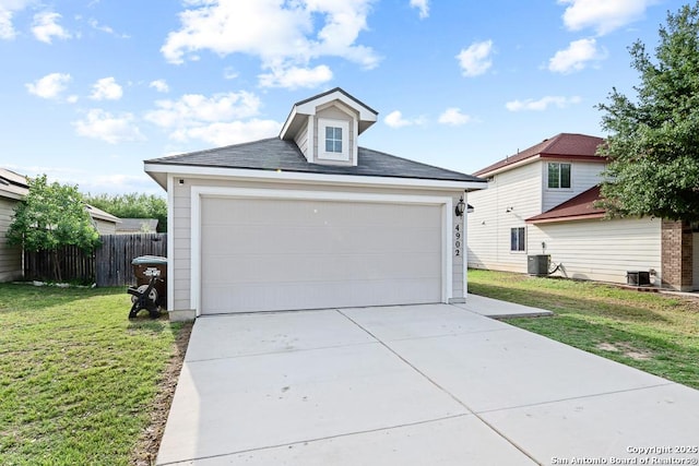 4902 Everett Loop, Converse, TX 78109 - traditional-style home featuring central air condition unit, a front yard, and fence