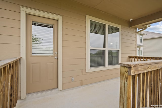 view of property entrance