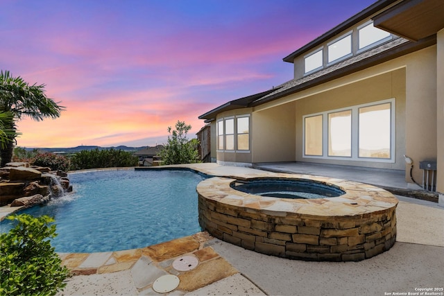 28546 Tristant Rdg, San Antonio, TX 78260 - view of swimming pool with an infinity pool, a patio, and an in ground hot tub