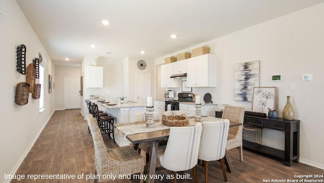 dining space with recessed lighting, baseboards, and dark wood finished floors