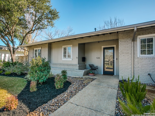 526 E Nottingham, San Antonio, TX 78209 - doorway to property with brick siding