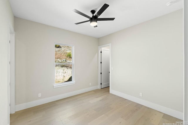 115 Heartland, Boerne, TX 78006 - unfurnished room featuring ceiling fan, baseboards, and light wood-style floors
