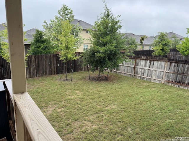 268 Cuban Emerald, San Antonio, TX 78253 - view of yard featuring fence