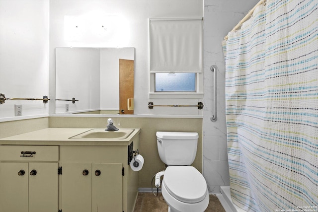 616 Ridgecrest, New Braunfels, TX 78130 - bathroom with vanity, toilet, and a shower with shower curtain
