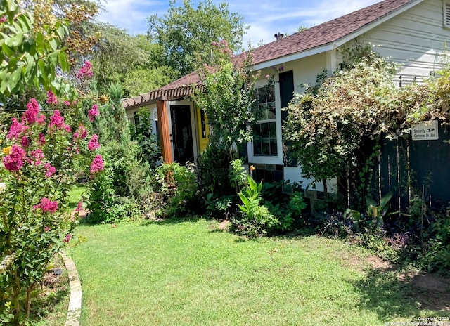 724 Holmgreen, San Antonio, TX 78220 - view of yard