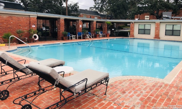 7500 Callaghan Rd Unit 172, San Antonio, TX 78229 - community pool featuring fence