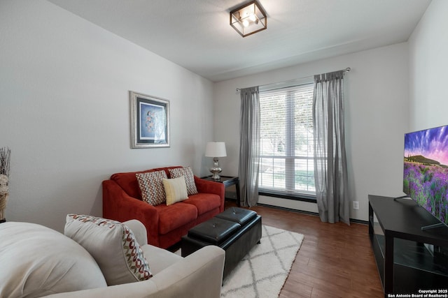 190 Da Vinci, San Antonio, TX 78258 - living room with healthy amount of natural light, wood finished floors, and baseboards
