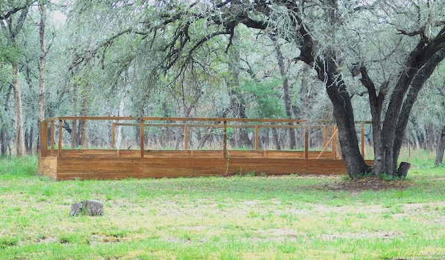 525 Cherry Rdg, Floresville, TX 78114 - view of yard featuring fence and a view of trees