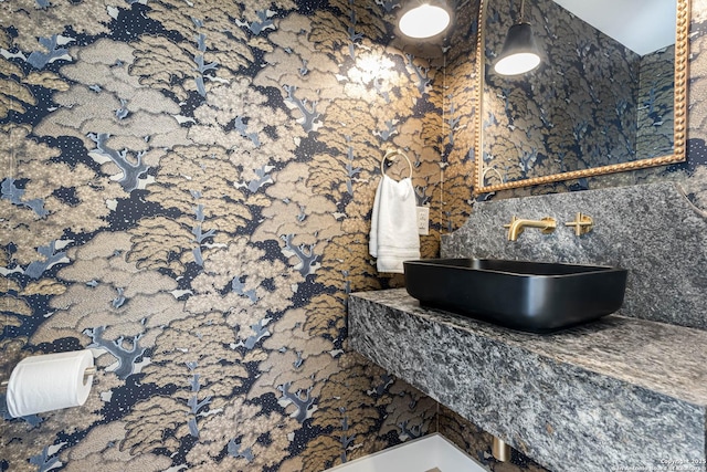 7335 Scintilla Ln, Boerne, TX 78015 - bathroom with a sink
