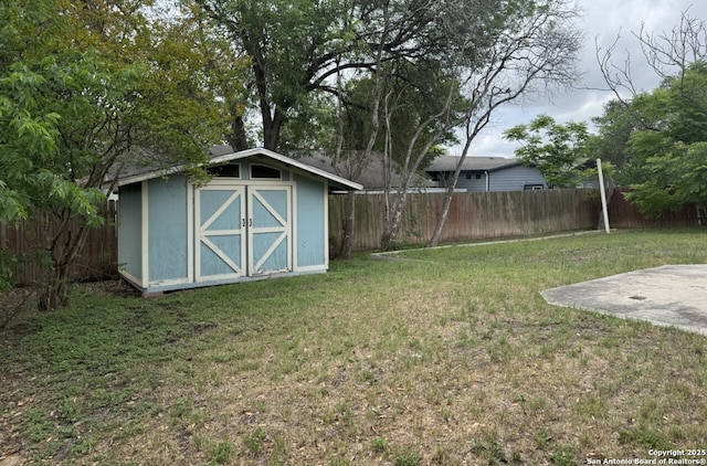 6614 Shady Lk, San Antonio, TX 78244 - view of yard featuring a storage unit and an outbuilding