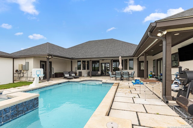 397 County Road 367, Hondo, TX 78861 - outdoor pool with a patio area and outdoor lounge area