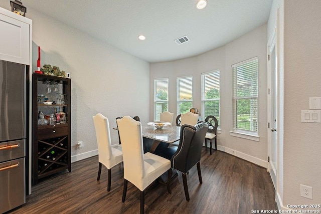 150 Cool Rock, Boerne, TX 78006 - dining area with dark wood-style floors, baseboards, and recessed lighting