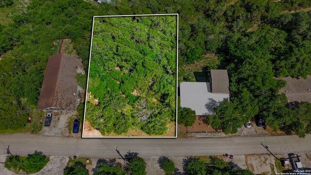 834 Hill Top, Canyon Lake, TX 78133