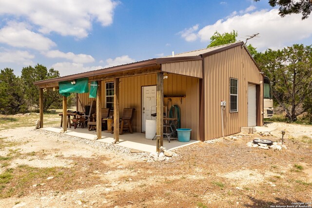 view of outdoor structure