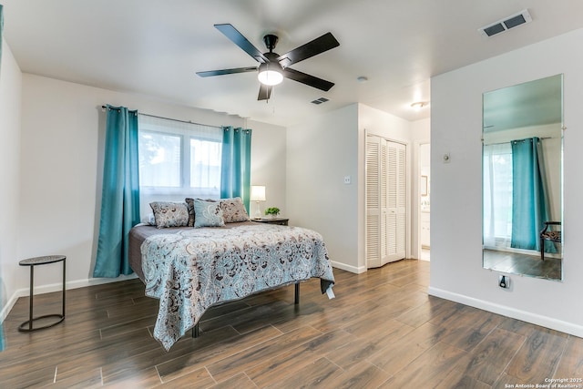 111 Cotillion, Castle Hills, TX 78213 - bedroom with baseboards, wood finished floors, a closet, and a ceiling fan