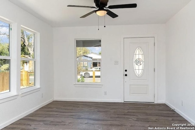 250 Oelkers, San Antonio, TX 78204 - entrance foyer featuring ceiling fan, wood finished floors, and baseboards