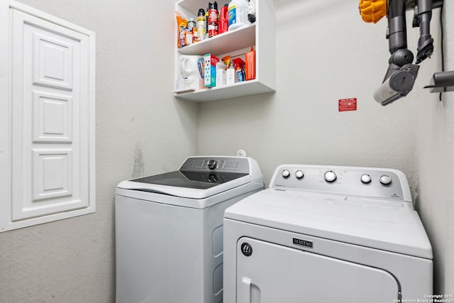 9870 Mulhouse, Schertz, TX 78154 - washroom with independent washer and dryer