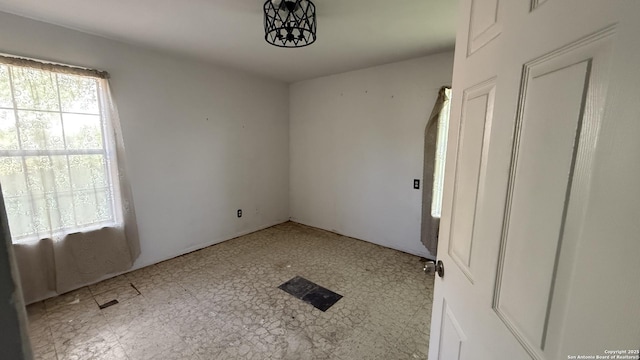 1906 Perlita, San Antonio, TX 78224 - unfurnished room featuring tile patterned floors