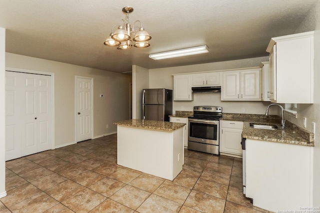 5503 Hidden, San Antonio, TX 78252 - kitchen featuring stainless steel appliances, a sink, under cabinet range hood, a kitchen island, and white cabinets