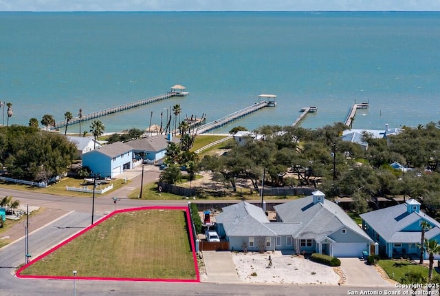 2717 Lakeview Dr, Rockport, TX 78382