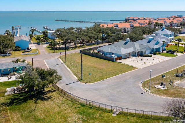 2717 Lakeview Dr, Rockport, TX 78382