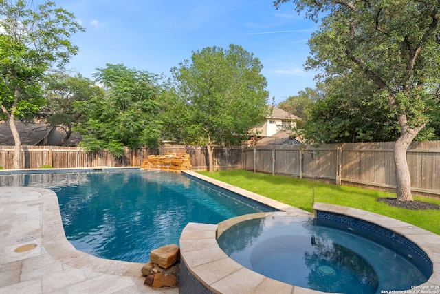 16222 Deer Crst, San Antonio, TX 78248 - view of swimming pool featuring a pool with connected hot tub