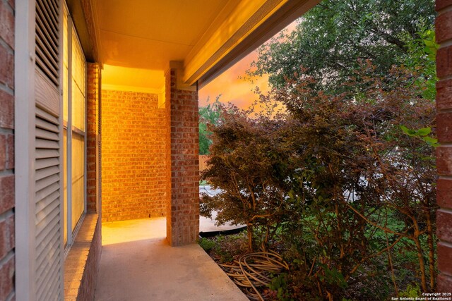7603 Braun Bnd, San Antonio, TX 78250 - view of patio / terrace