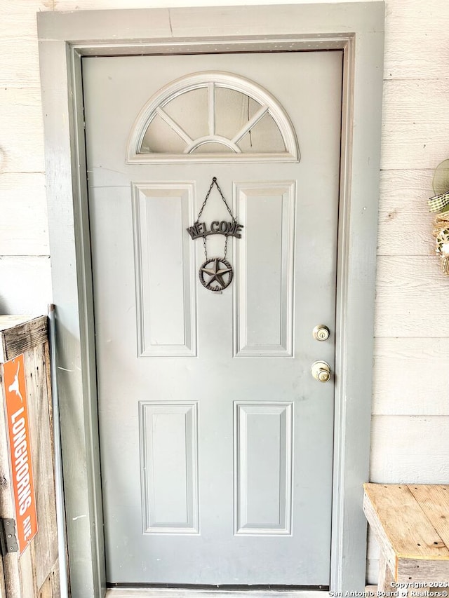 401/403 W Adams, Pleasanton, TX 78064 - view of property entrance