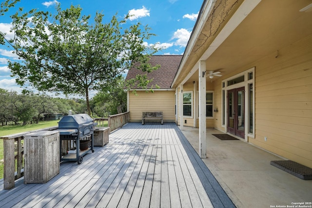 201 Oak Rdg, Boerne, TX 78006 - deck featuring a grill and ceiling fan