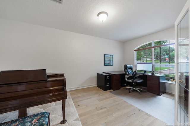 1326 Walkers Way, San Antonio, TX 78216 - office space featuring light wood-style flooring and baseboards