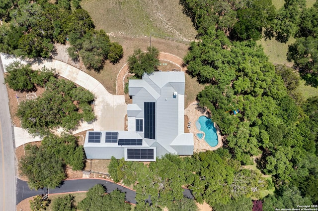 view from above of property featuring a pool