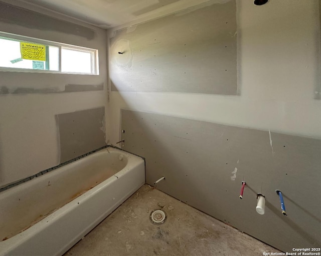 164 Annette Dr, Castroville, TX 78253 - full bathroom with a bathtub