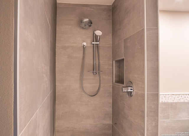 115 Wickford, Castle Hills, TX 78213 - bathroom view of tiled shower