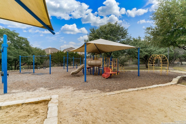 3738 Sumantra, San Antonio, TX 78261 - community jungle gym with oil tank