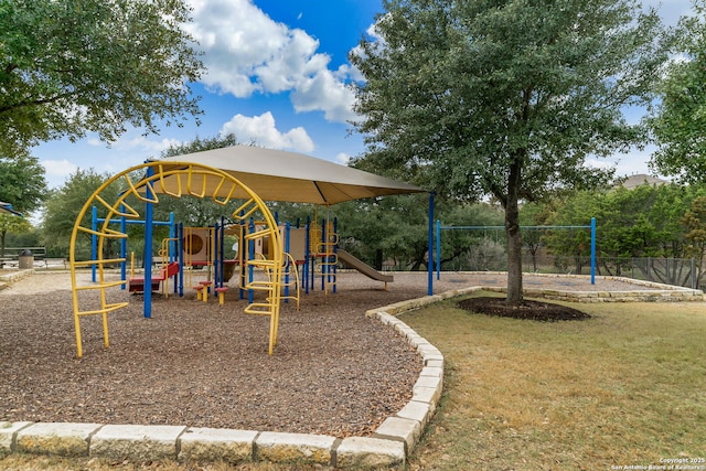 3738 Sumantra, San Antonio, TX 78261 - community play area featuring fence